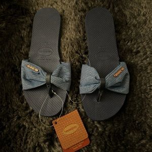 havaianas flip flops bow shaped, brand new with tags